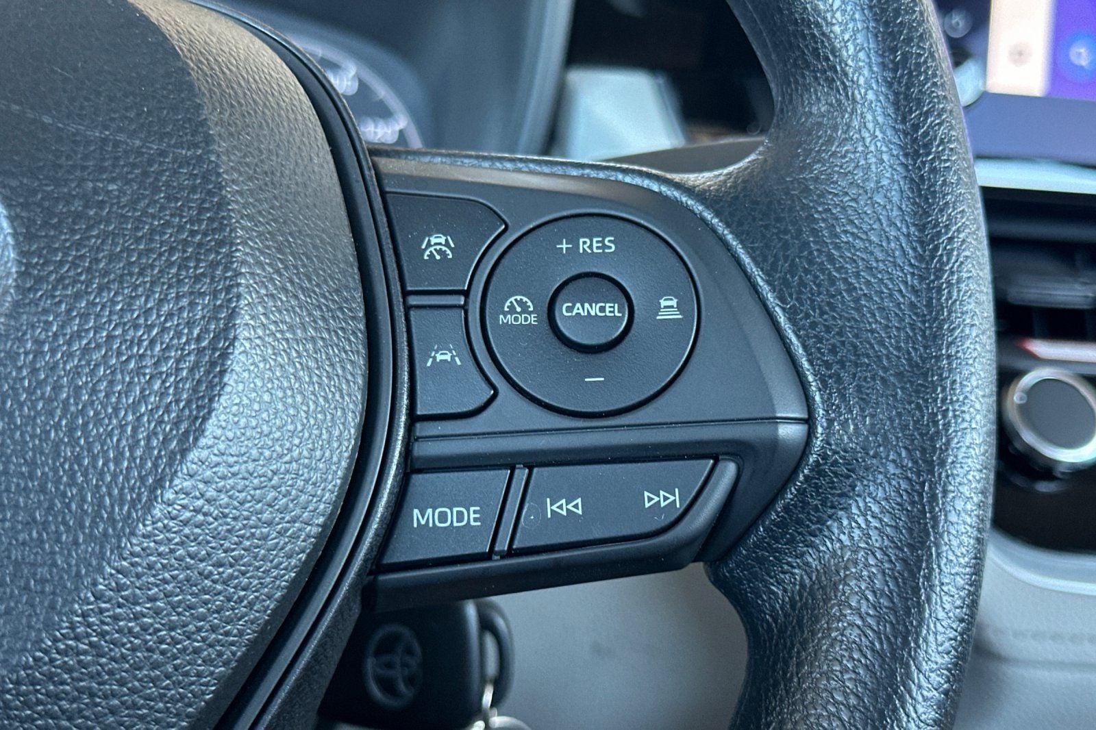 2024 Toyota Corolla Cross L