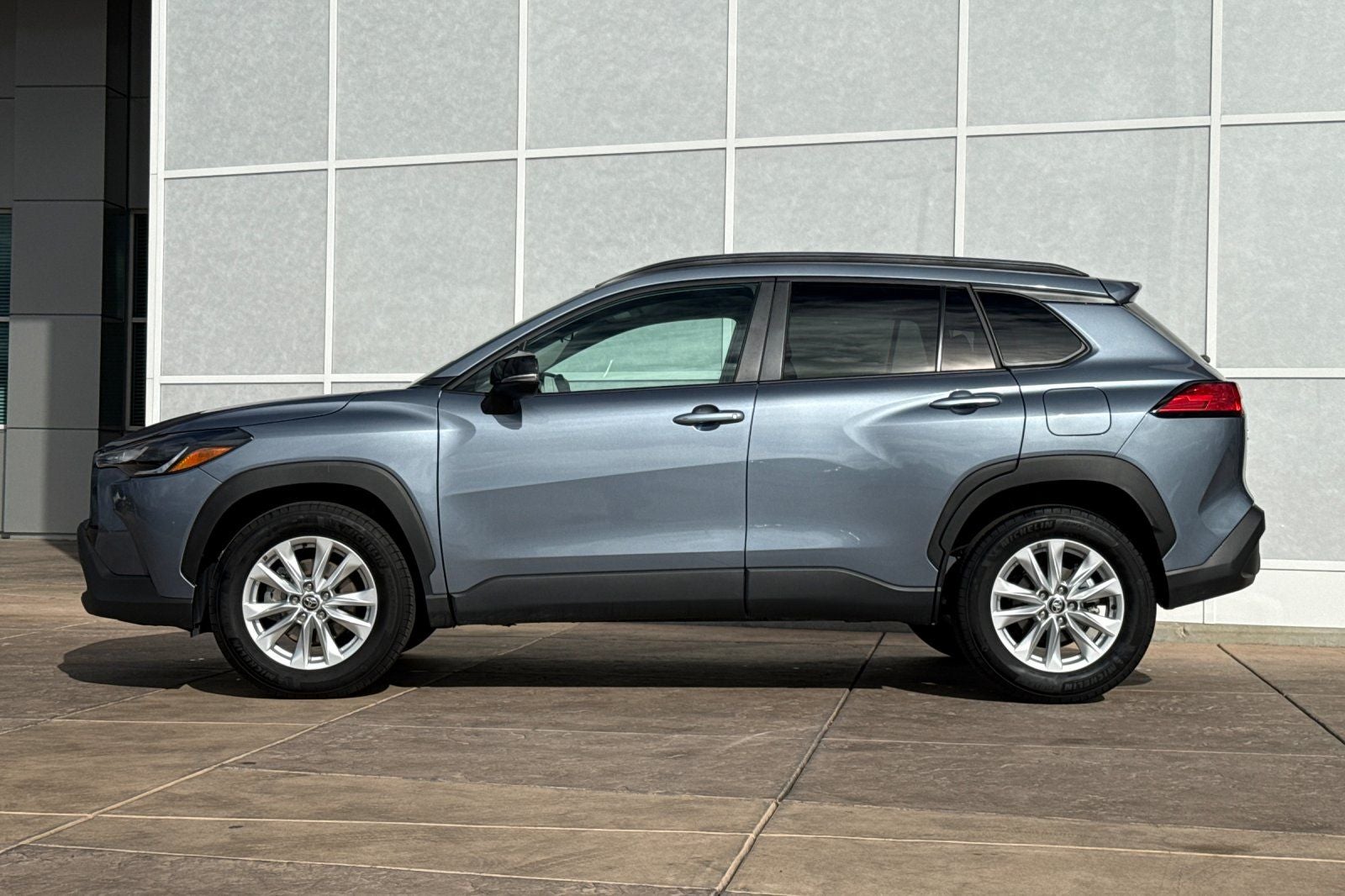 2025 Toyota Corolla Cross LE