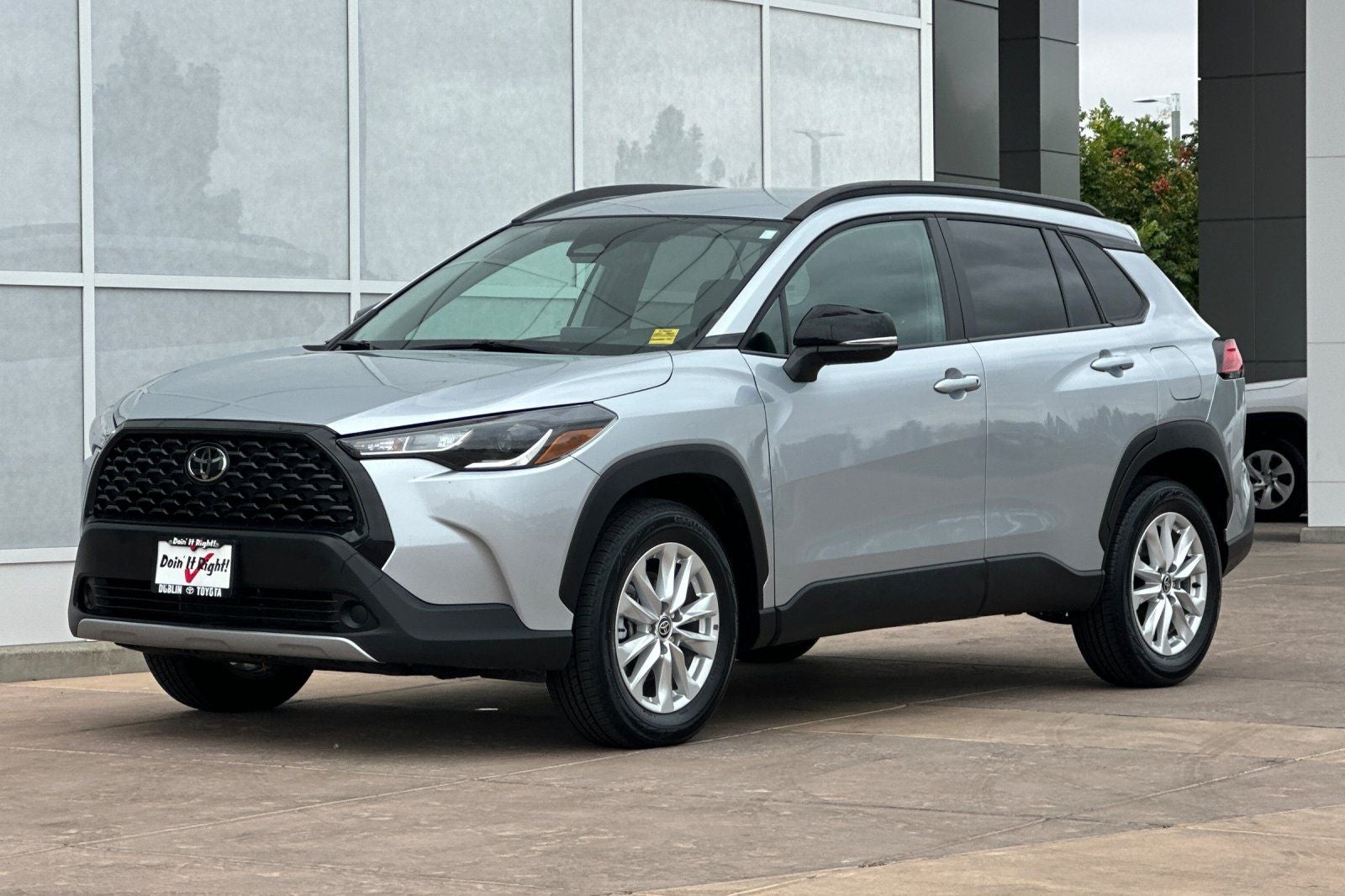 2025 Toyota Corolla Cross LE