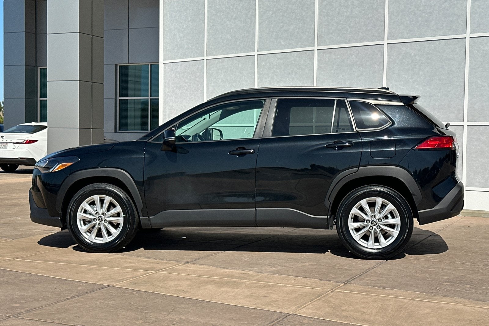 2025 Toyota Corolla Cross LE