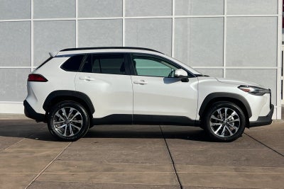 2024 Toyota Corolla Cross XLE