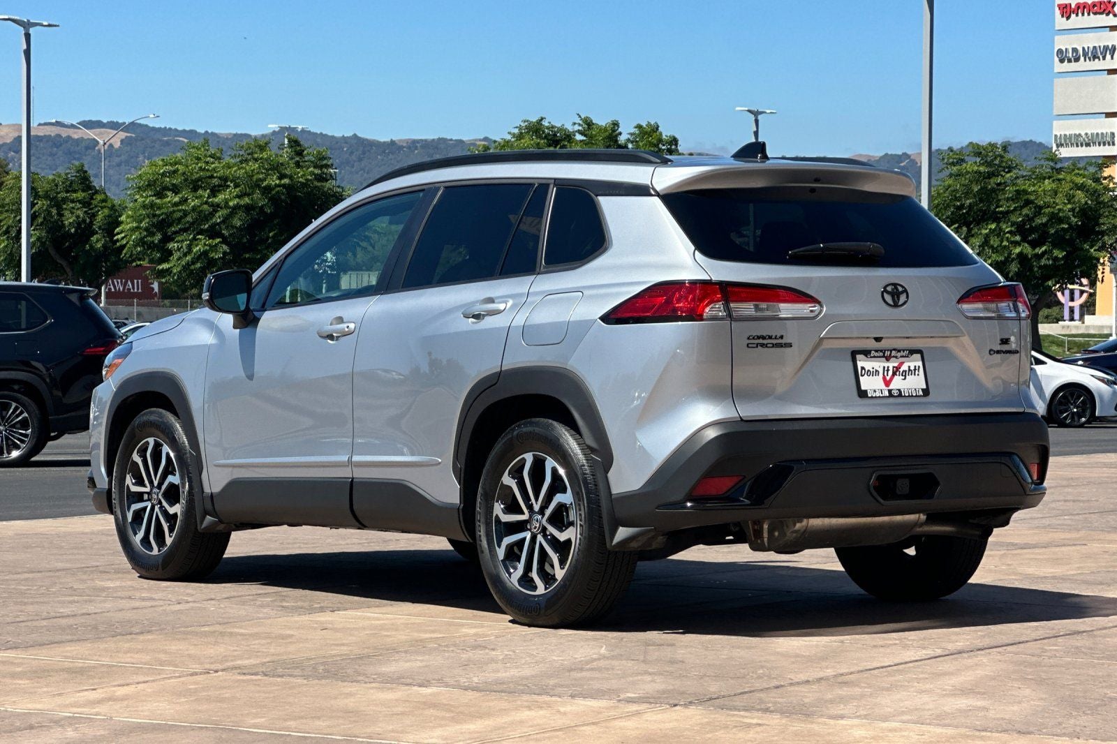 2025 Toyota Corolla Cross Hybrid SE