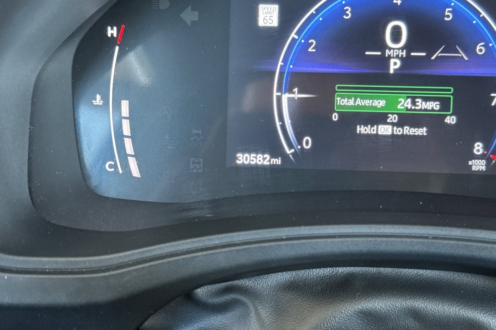 2025 Toyota Corolla Cross Hybrid SE