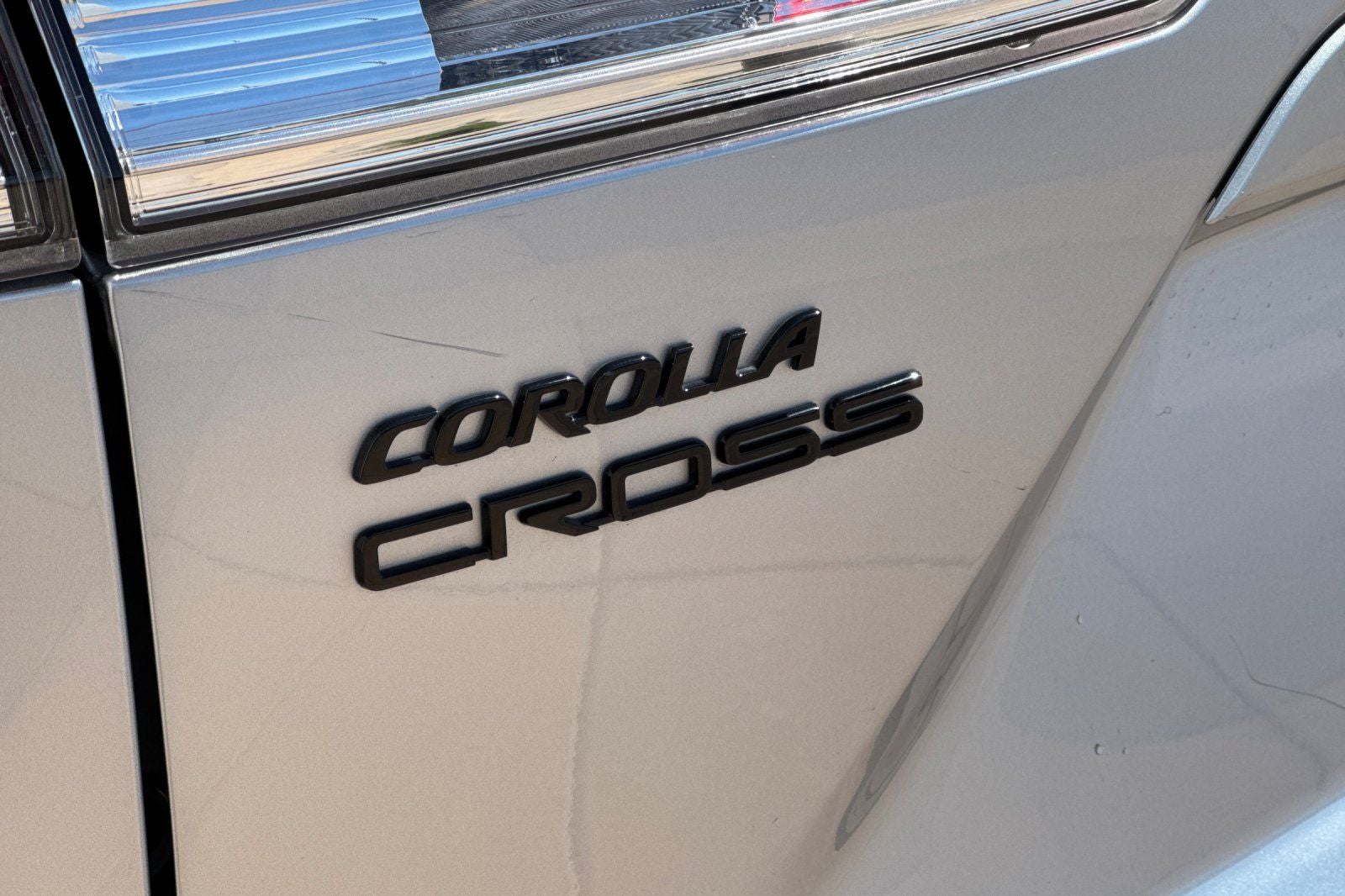 2025 Toyota Corolla Cross Hybrid SE