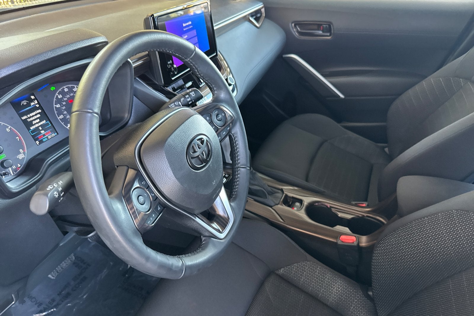 2024 Toyota Corolla Cross Hybrid SE