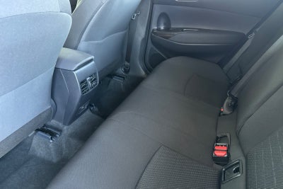 2024 Toyota Corolla Cross Hybrid SE