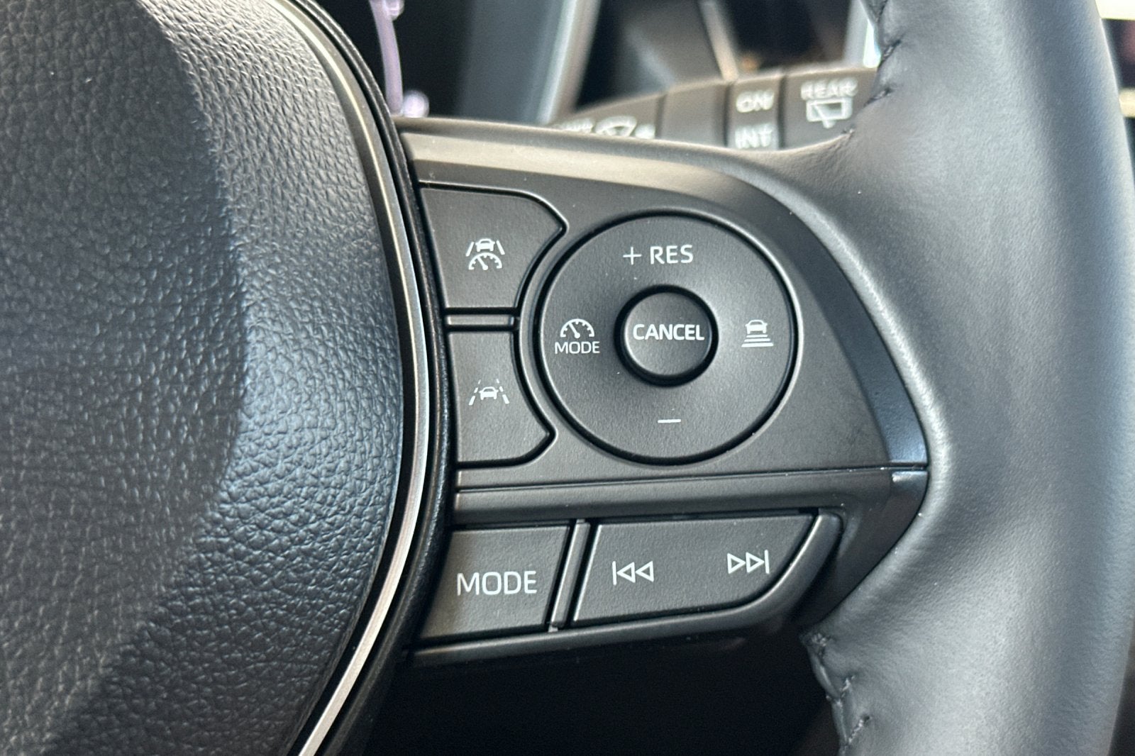 2024 Toyota Corolla Cross Hybrid XSE