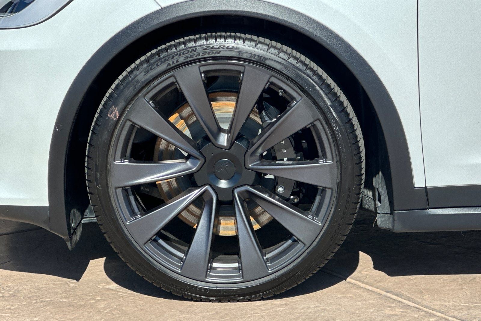 2023 Tesla Model X Standard Range