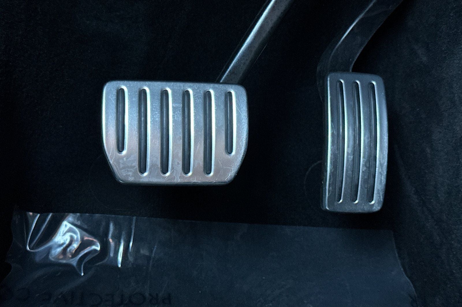 2023 Tesla Model X Standard Range