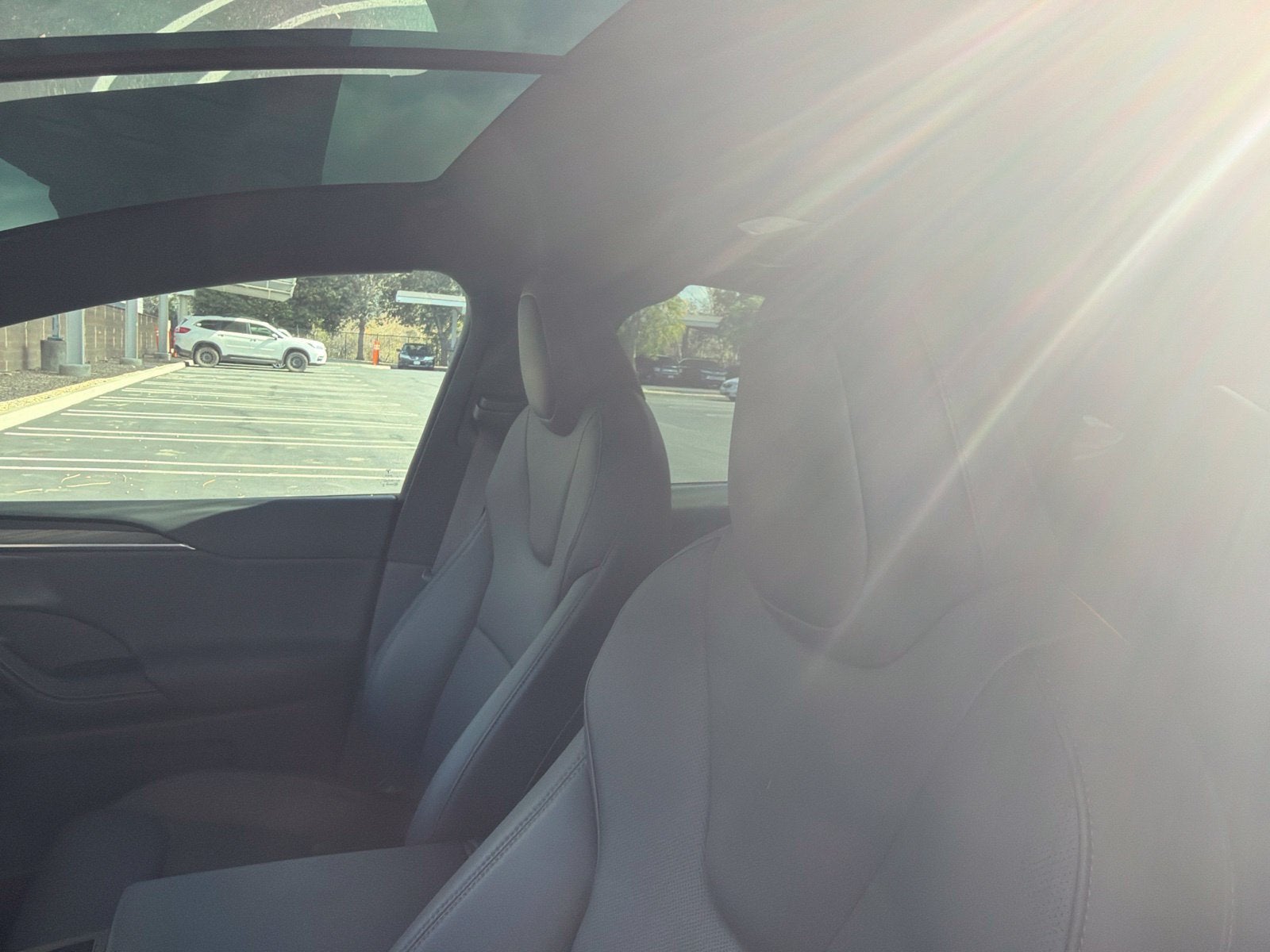 2025 Tesla Model X Base