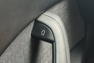 2023 Tesla Model X Standard Range