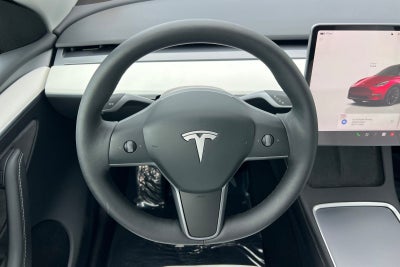 2025 Tesla Model Y Long Range