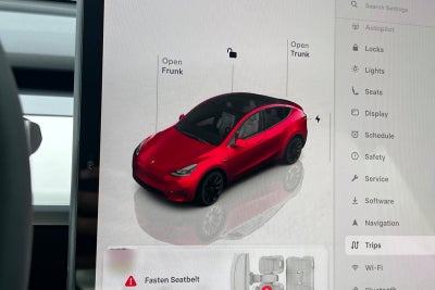 2025 Tesla Model Y Long Range