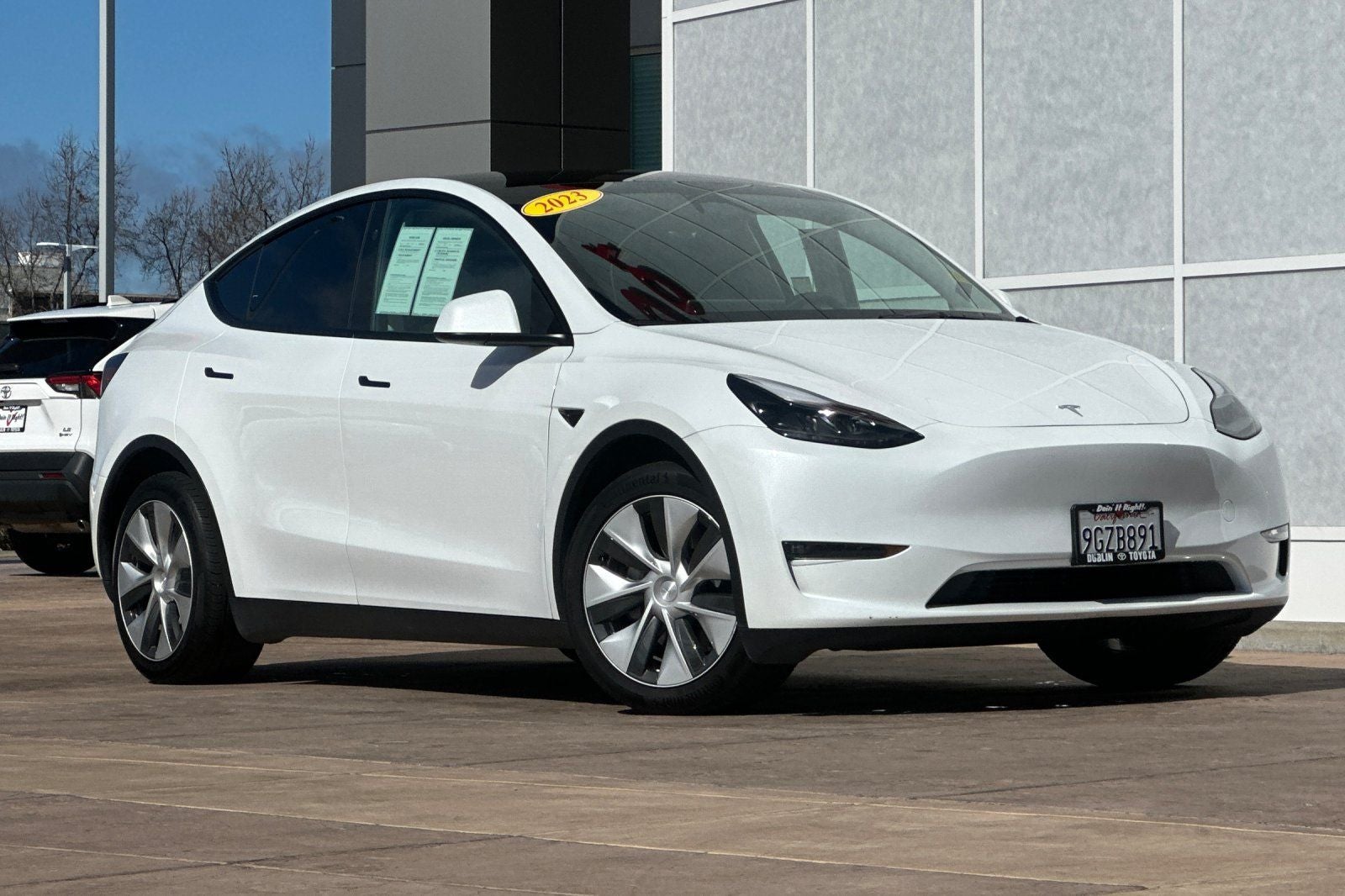 2023 Tesla Model Y Long Range