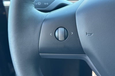 2024 Tesla Model Y Performance