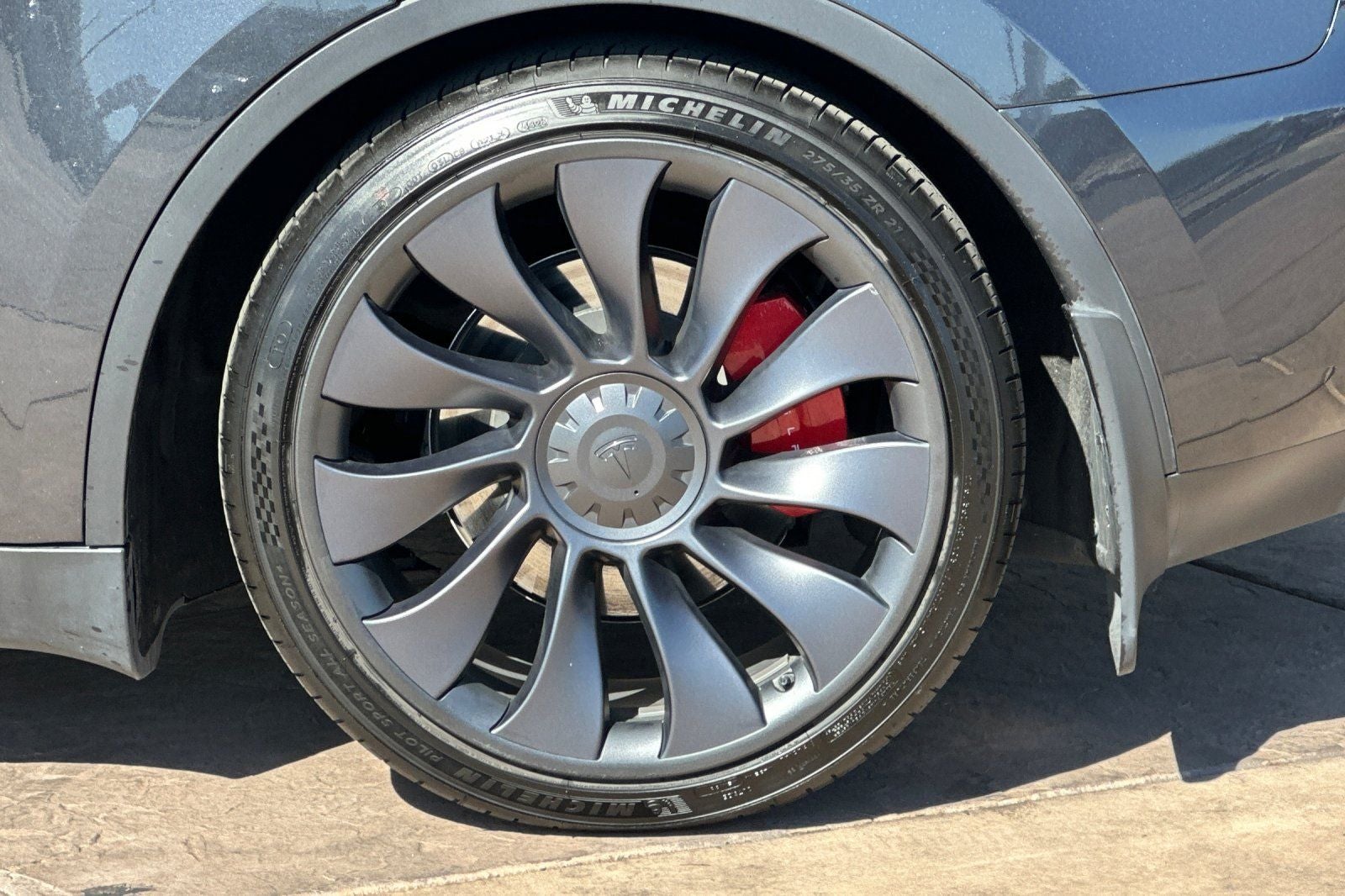 2024 Tesla Model Y Performance