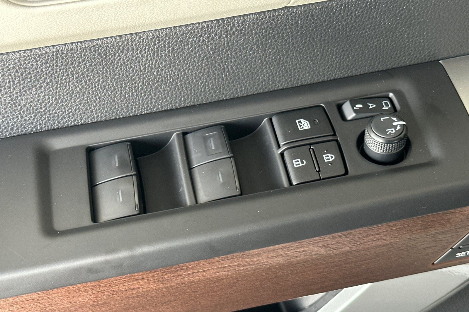 2025 Toyota Sequoia Capstone