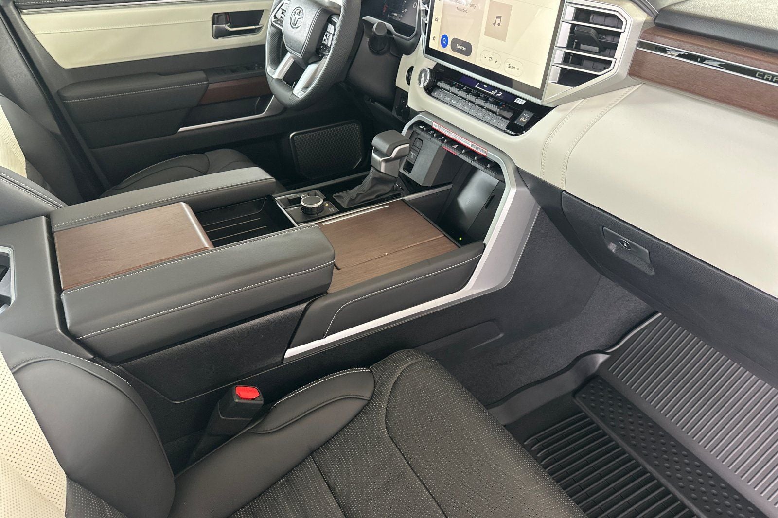 2025 Toyota Sequoia Capstone