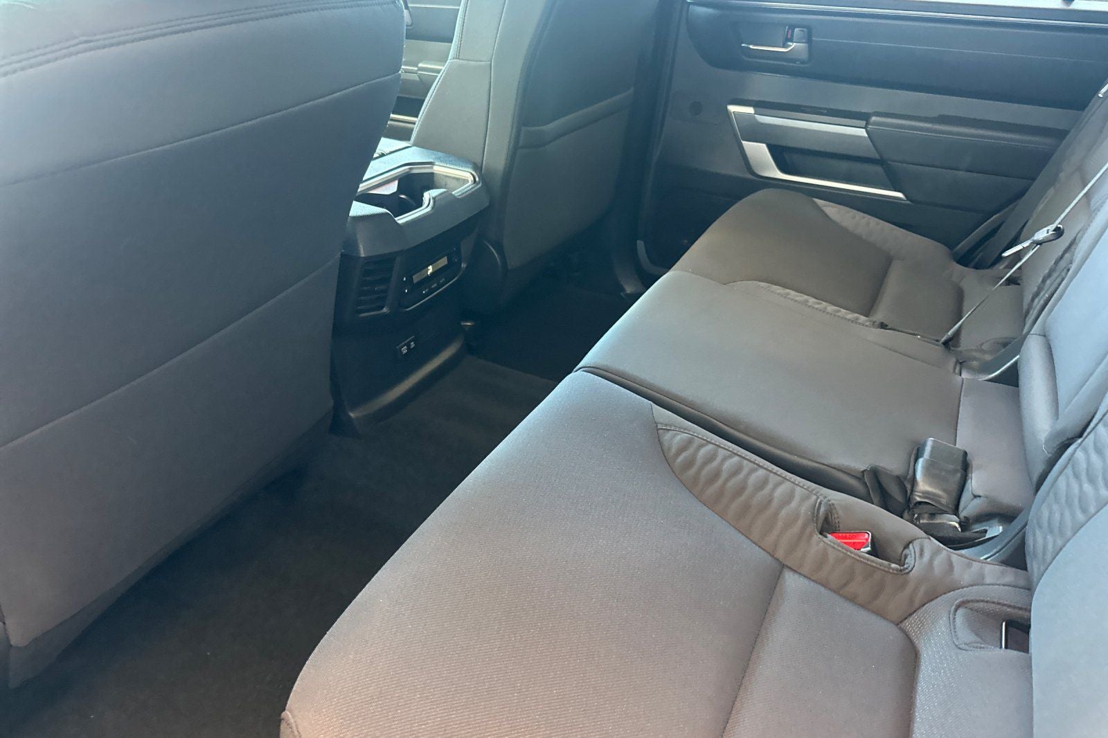 2025 Toyota Sequoia SR5