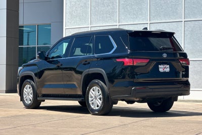 2025 Toyota Sequoia SR5