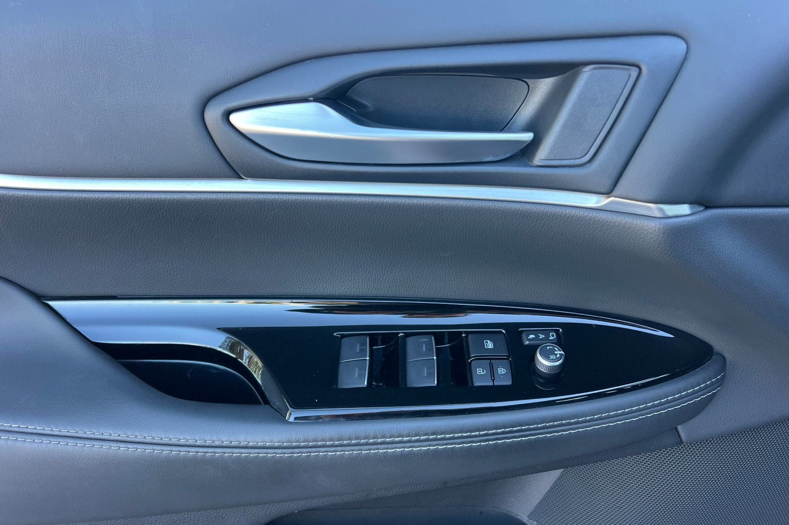 2023 Toyota Mirai XLE