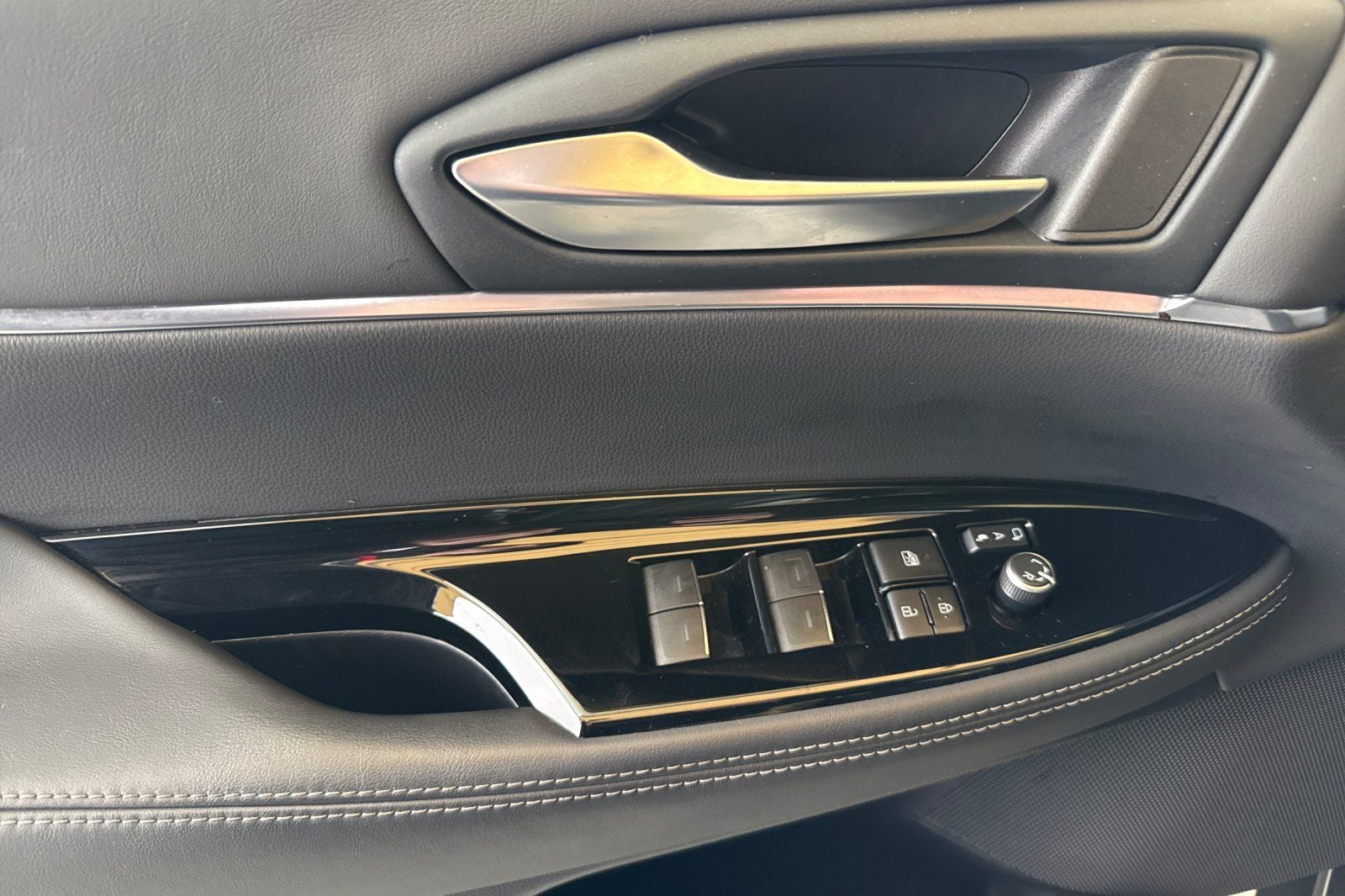 2023 Toyota Mirai XLE