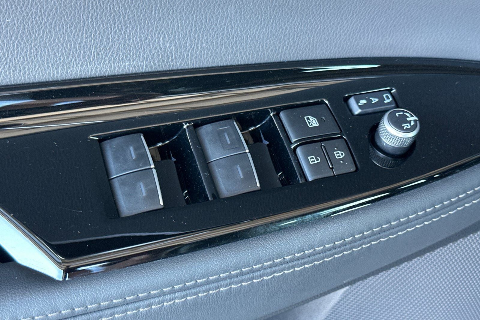 2023 Toyota Mirai XLE