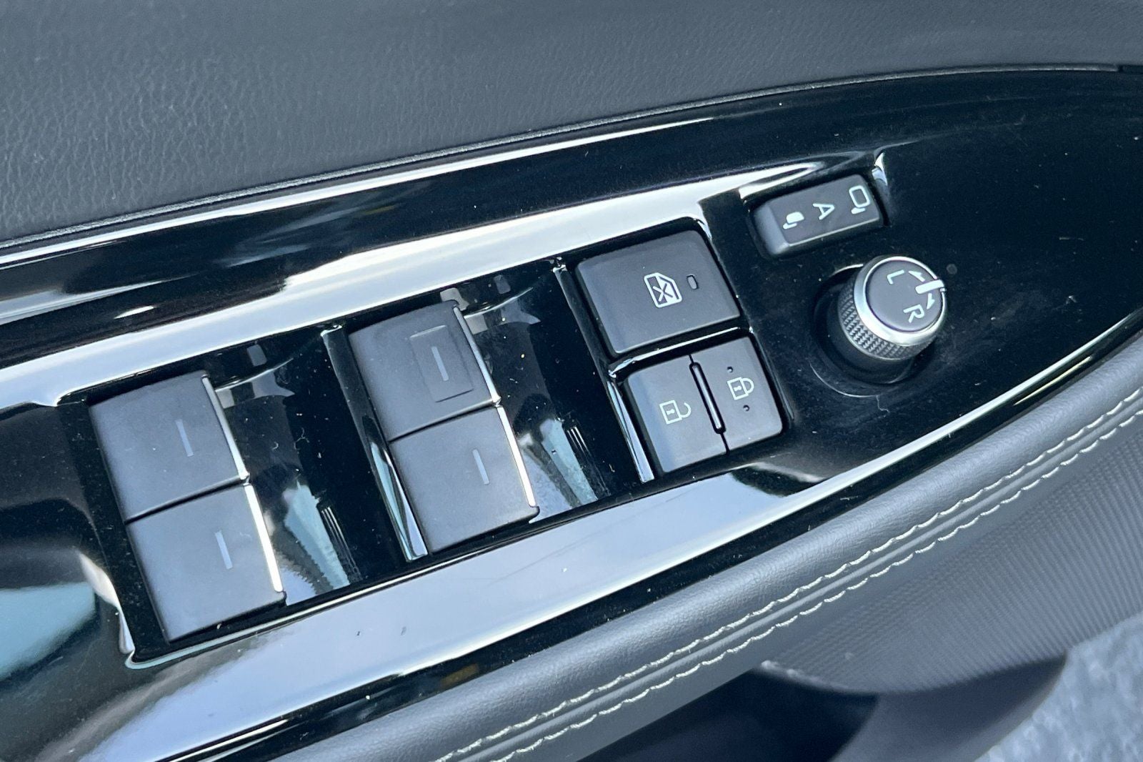 2023 Toyota Mirai XLE