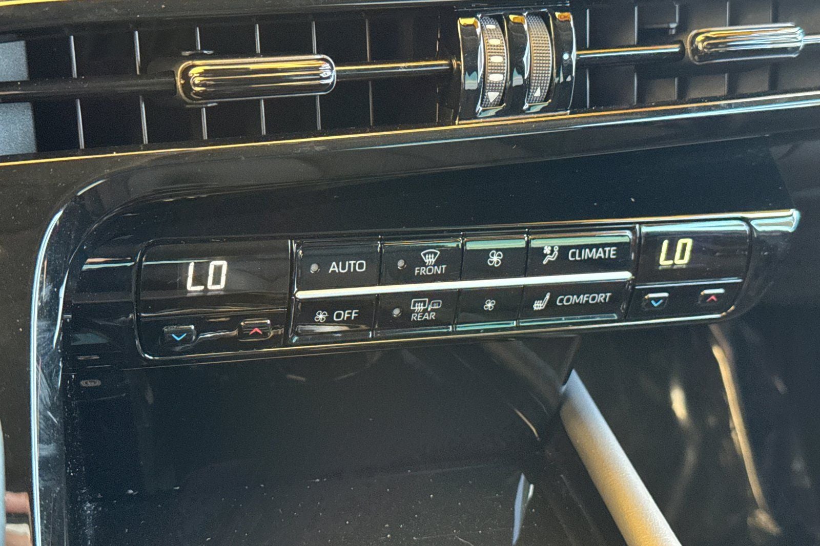 2025 Toyota Mirai XLE