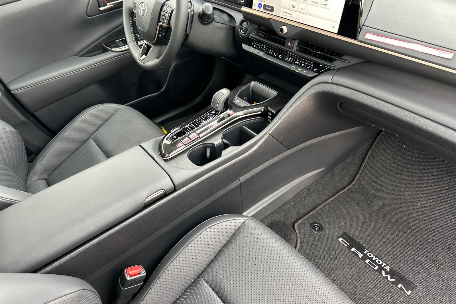 2025 Toyota Crown Signia Limited