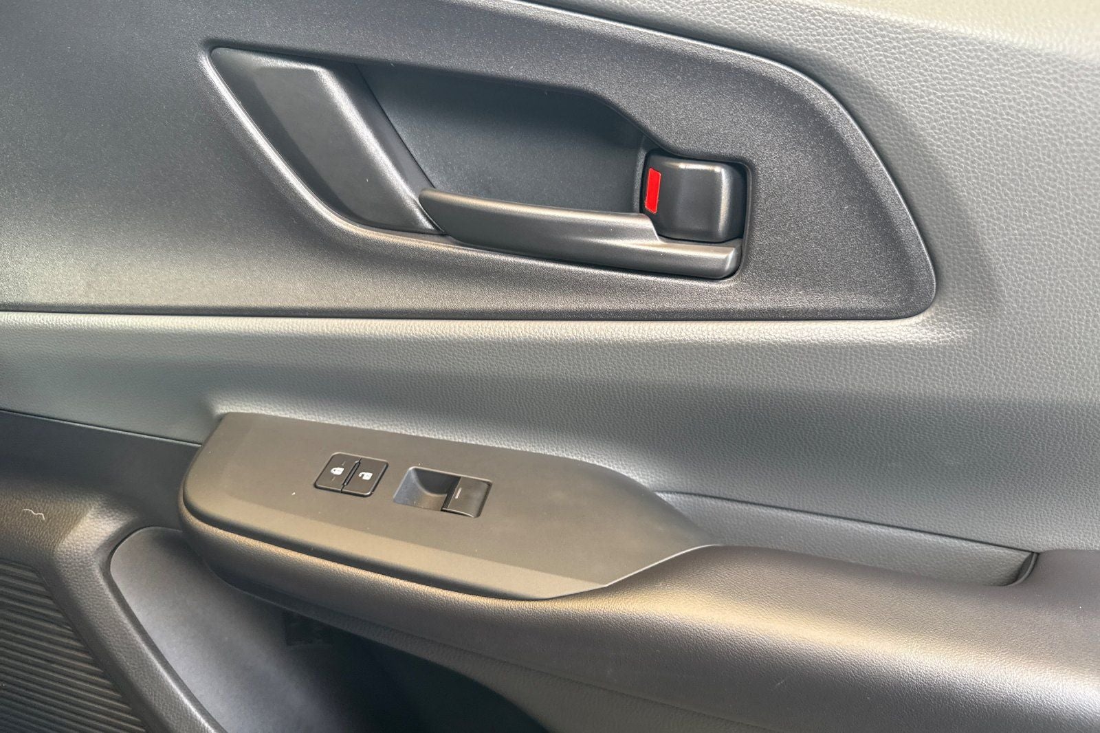 2023 Toyota Prius LE