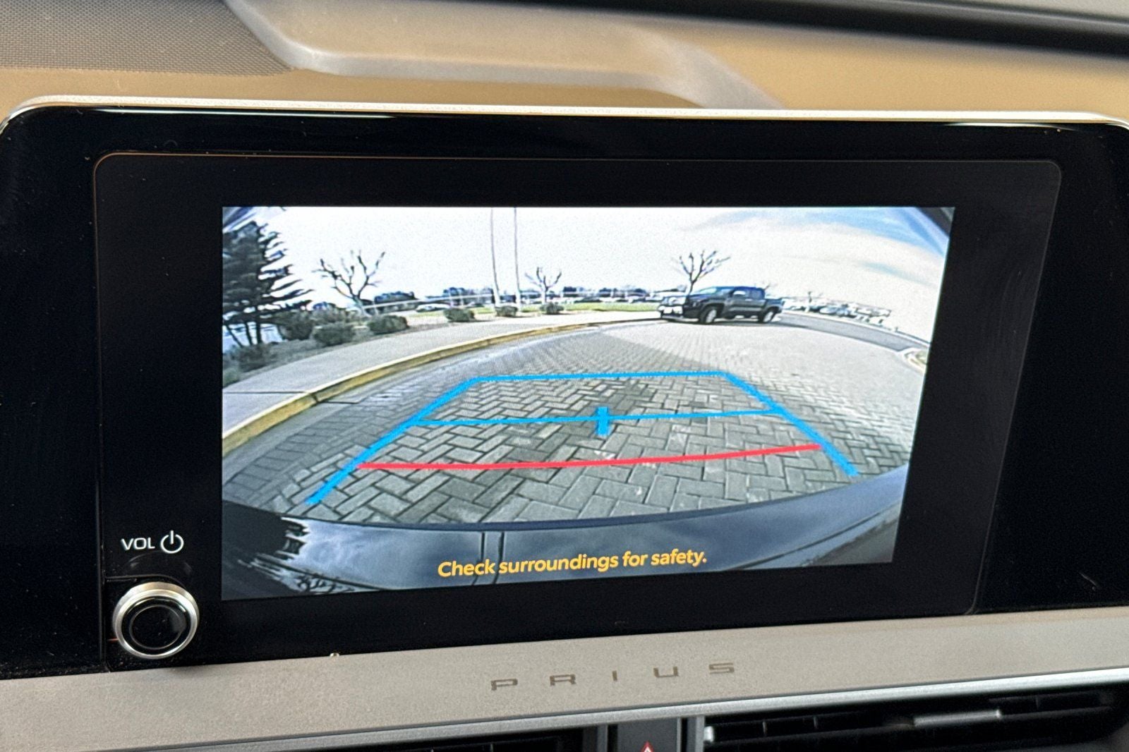 2023 Toyota Prius LE