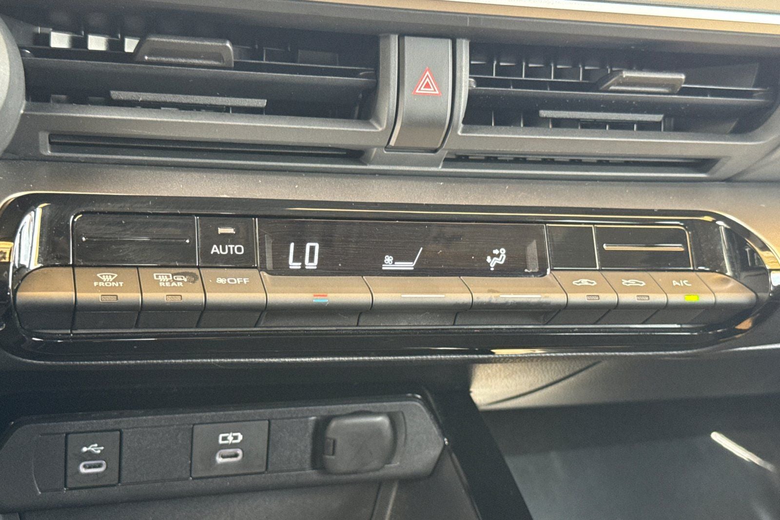 2023 Toyota Prius LE