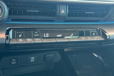 2023 Toyota Prius XLE