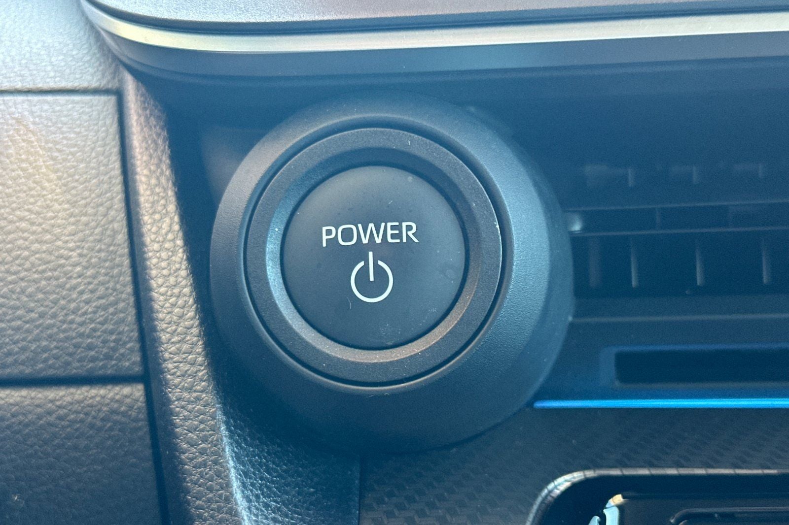 2023 Toyota Prius XLE
