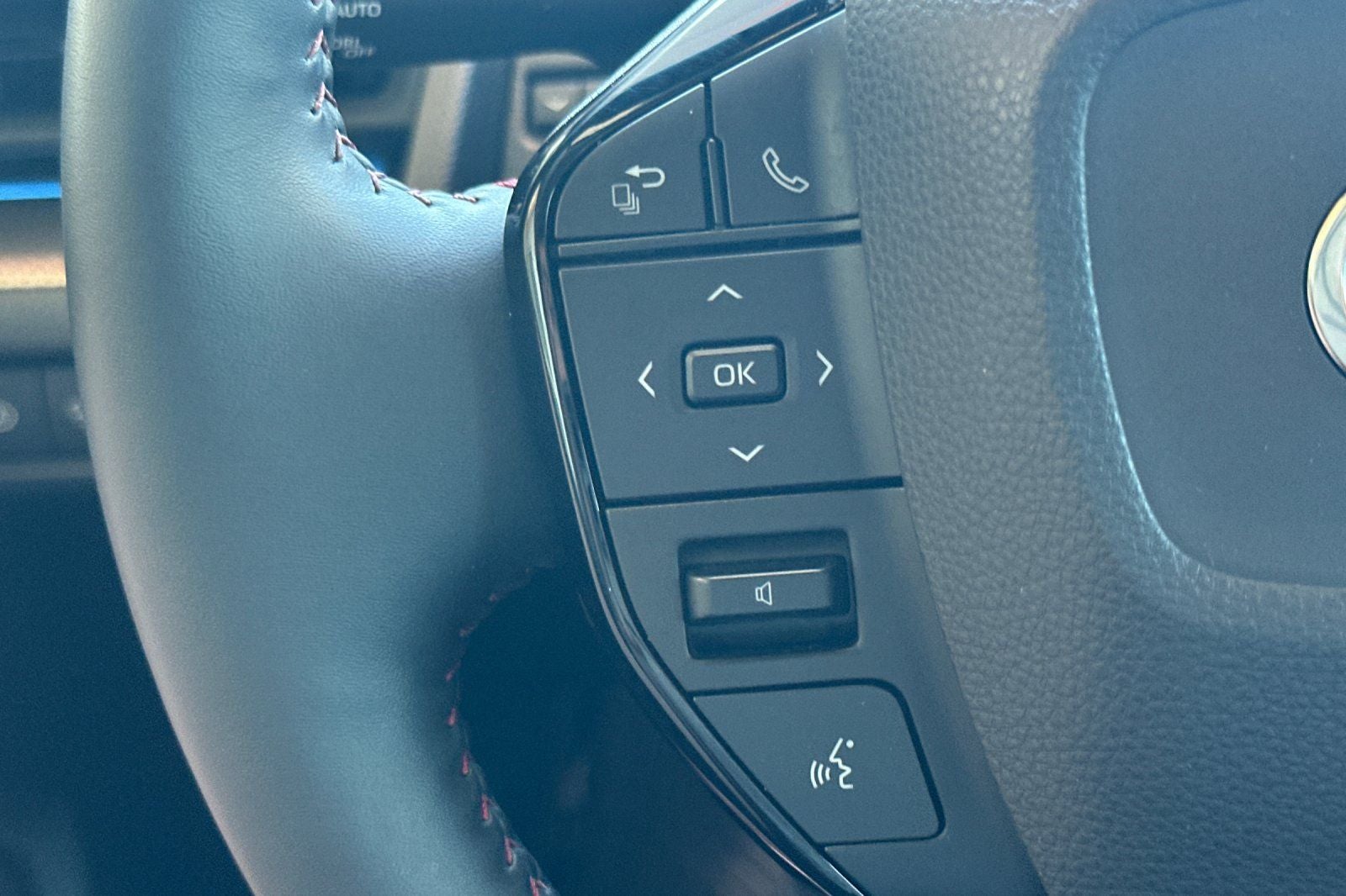 2023 Toyota Prius XLE