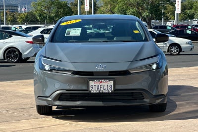 2025 Toyota Prius LE