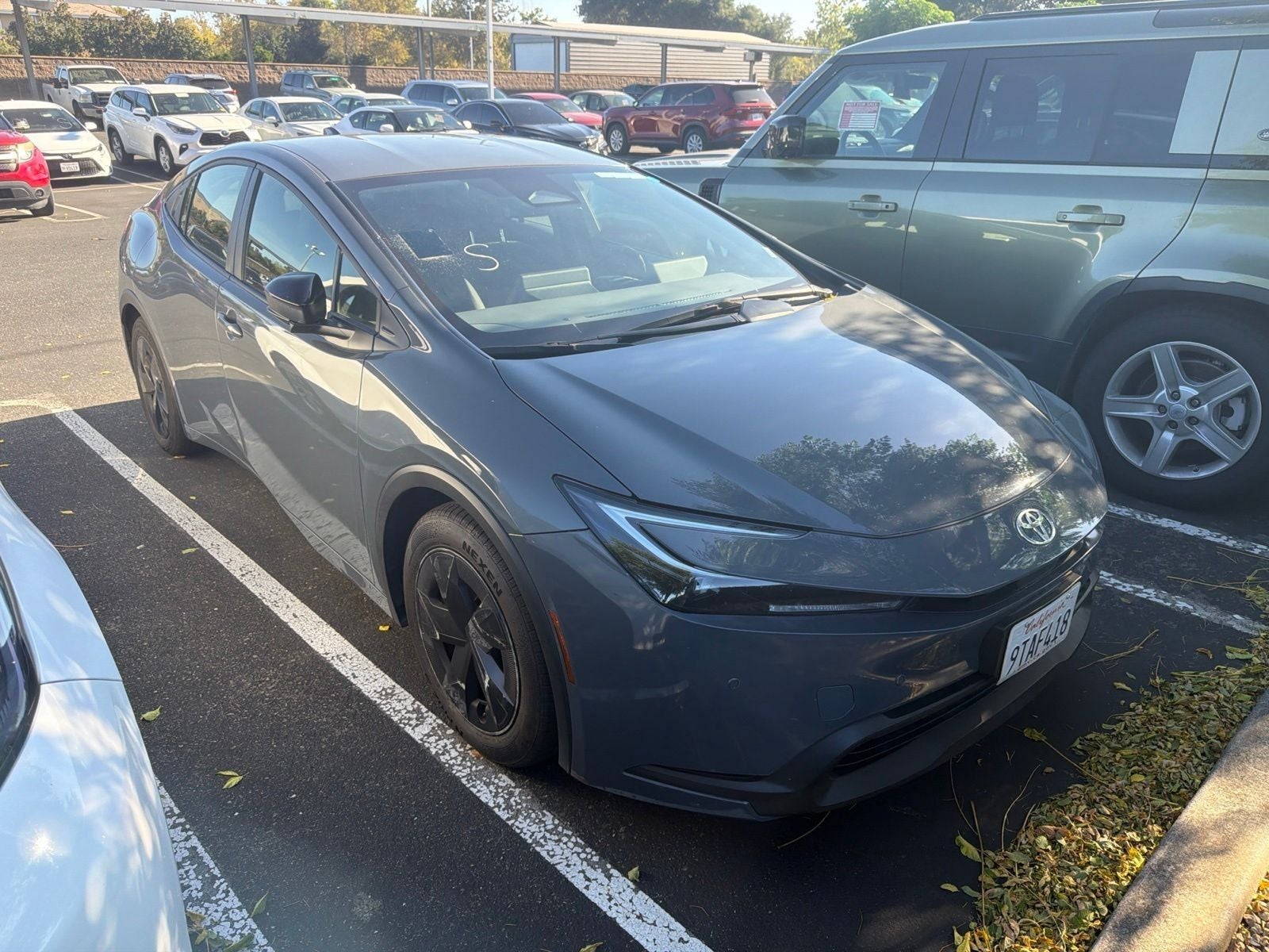 2025 Toyota Prius LE
