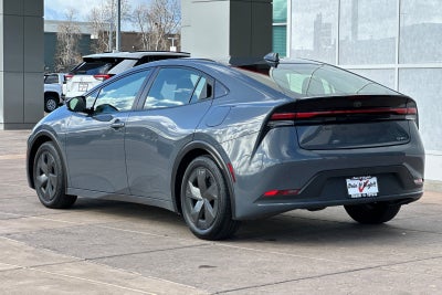 2024 Toyota Prius LE