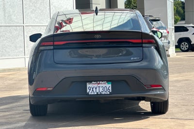 2025 Toyota Prius LE