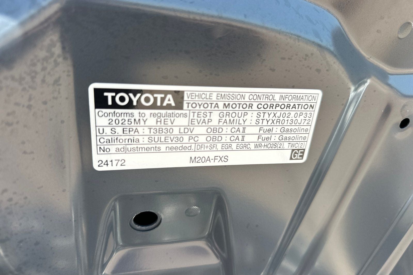 2025 Toyota Prius LE