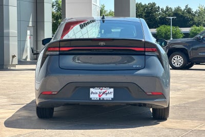 2025 Toyota Prius LE