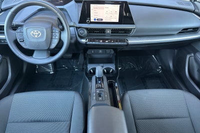 2025 Toyota Prius LE