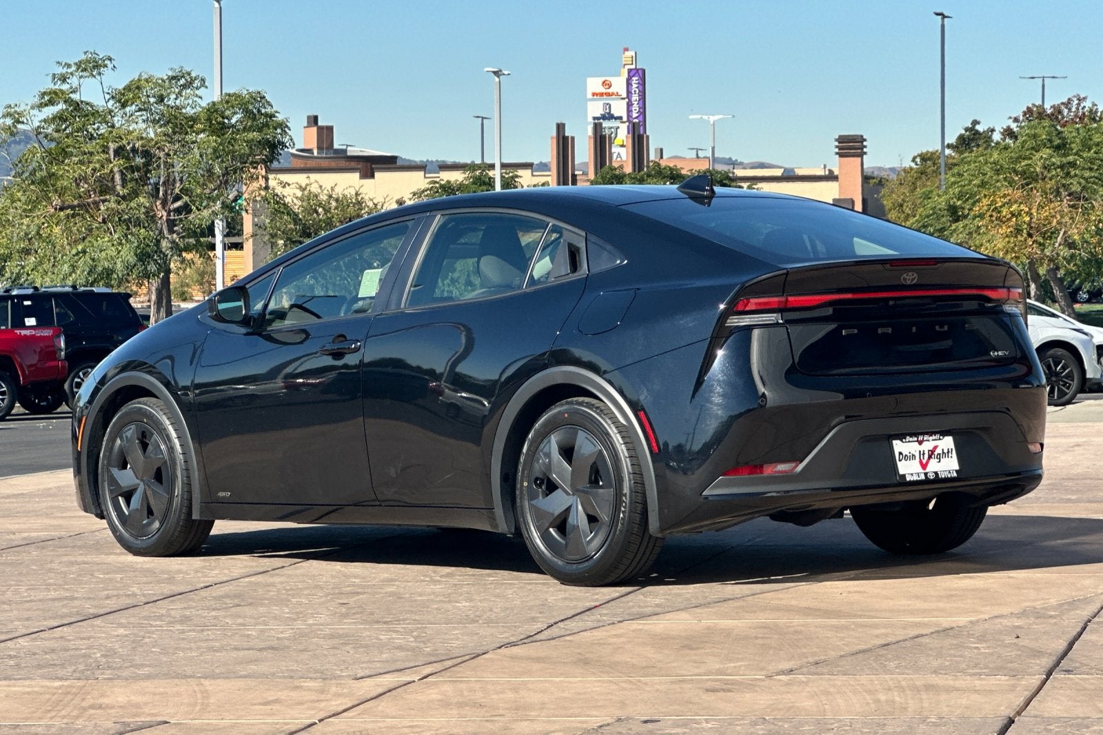 2025 Toyota Prius LE
