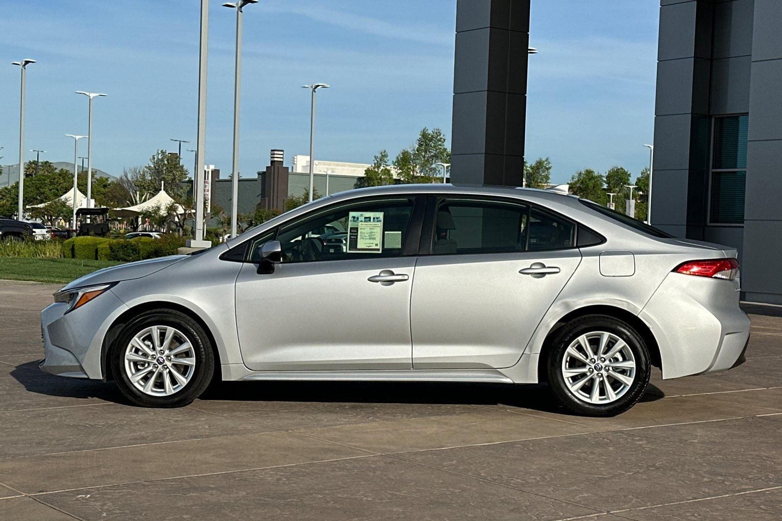 2023 Toyota Corolla Hybrid LE