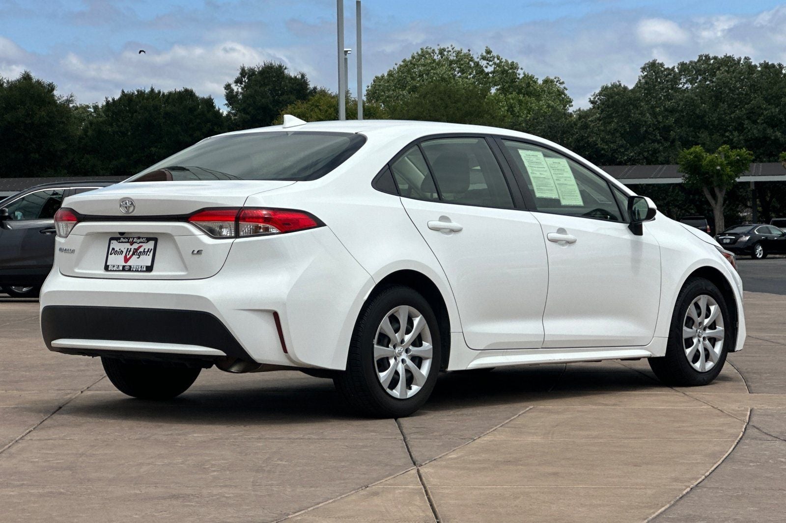 2022 Toyota Corolla LE