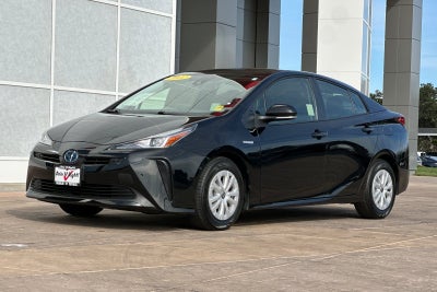 2022 Toyota Prius LE