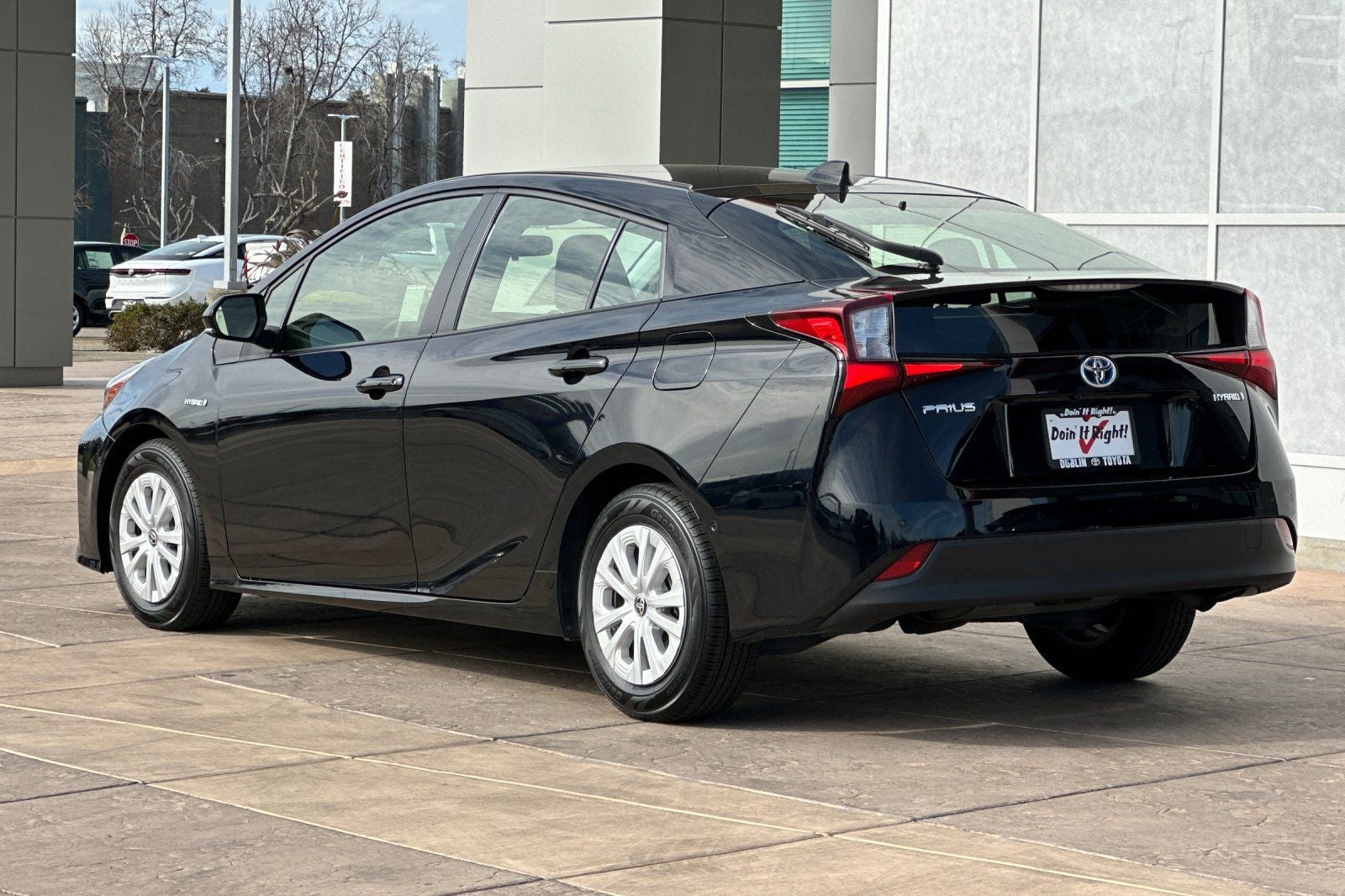 2022 Toyota Prius LE