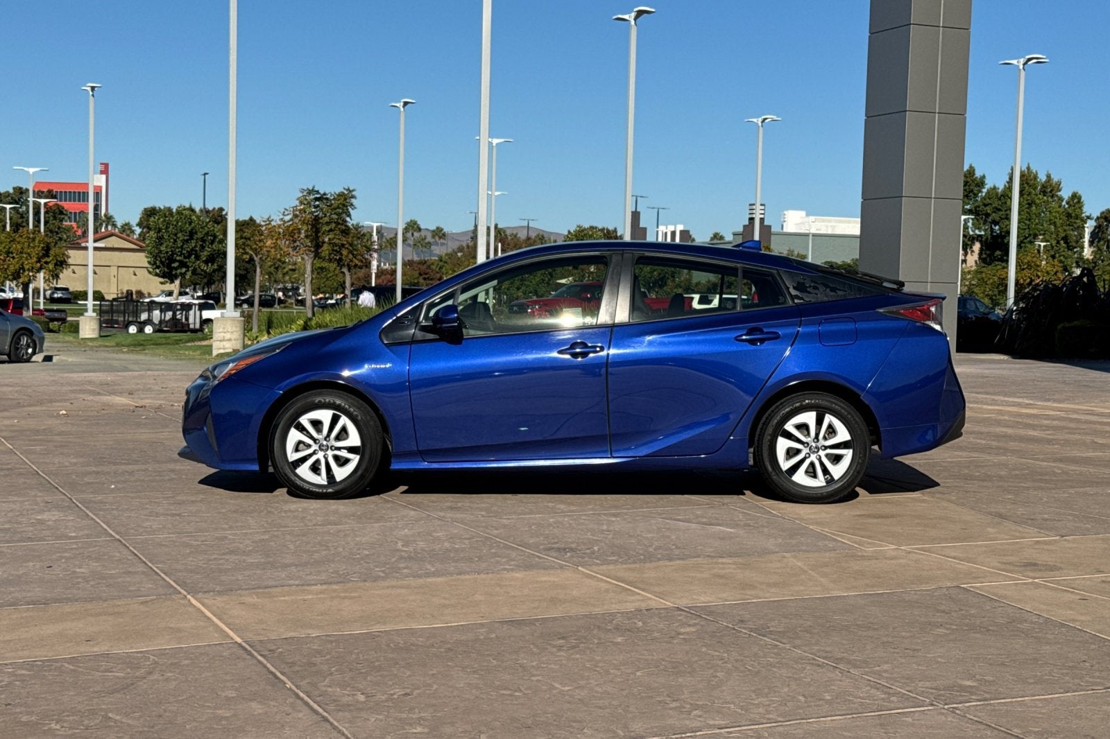 2016 Toyota Prius Three