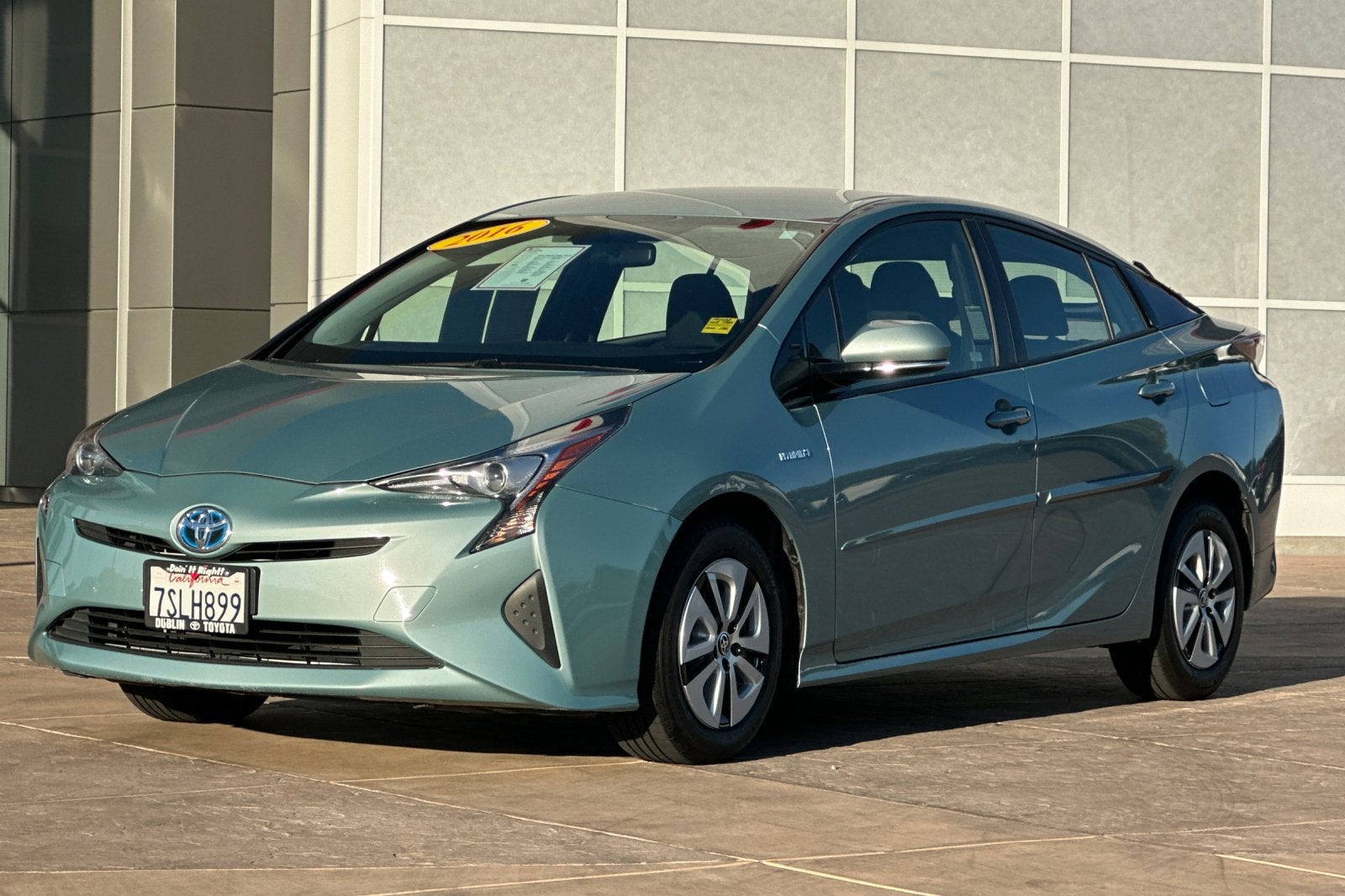 2016 Toyota Prius Three